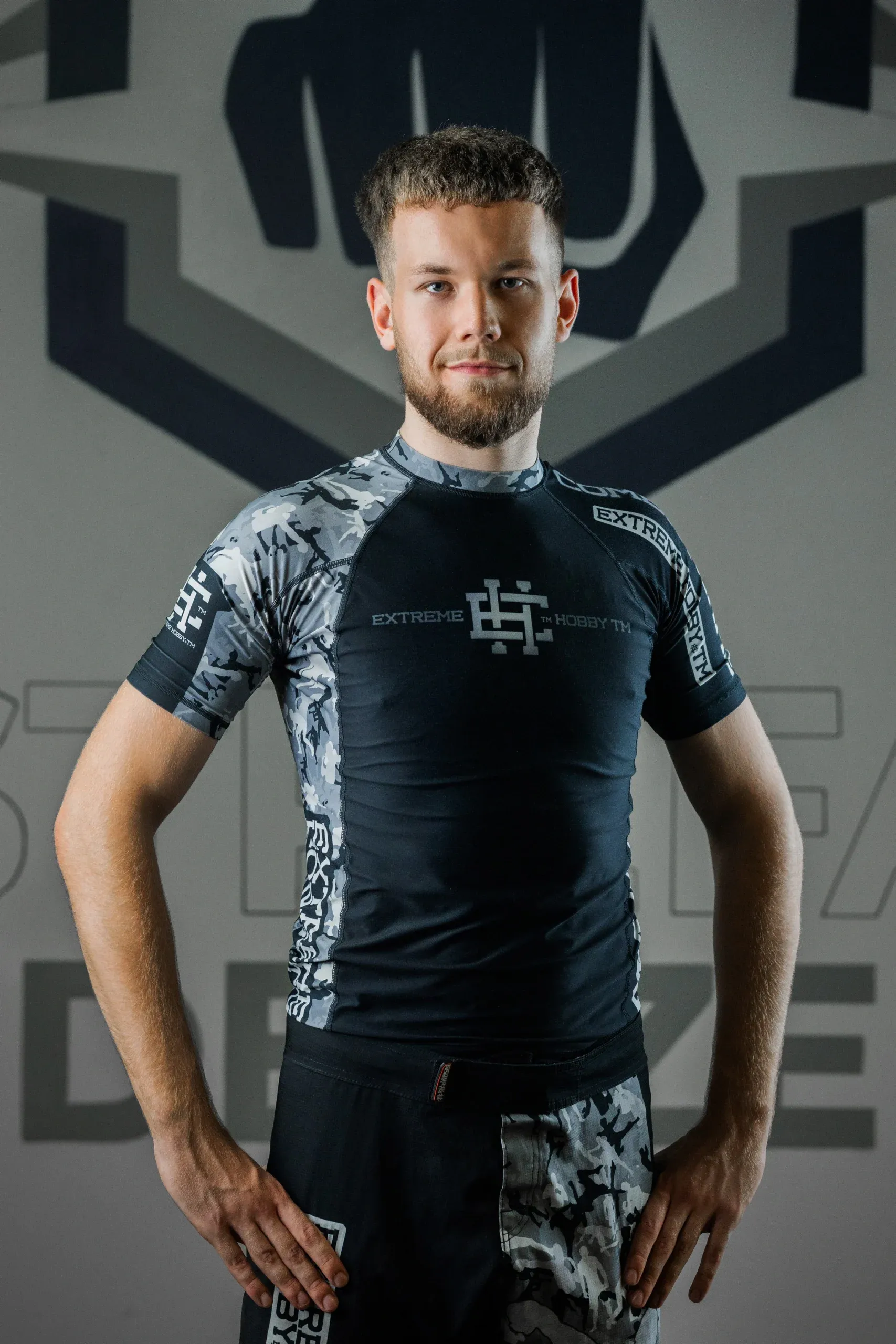 Bartek Różak — trener sportów walki w Strefie Uderzeń w Rzeszowie