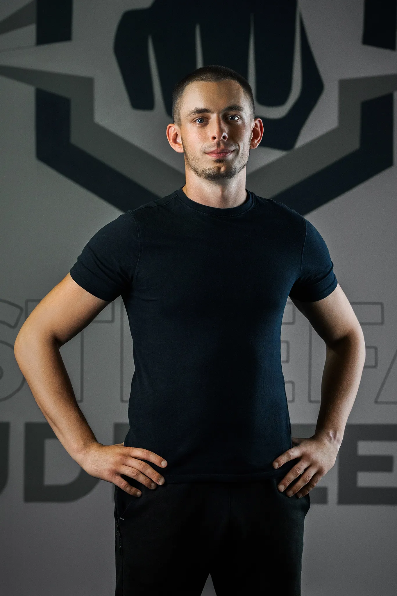 Mateusz Indra — trener sportów walki w Strefie Uderzeń w Rzeszowie